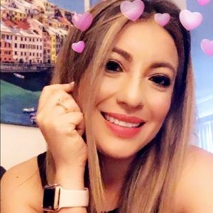 Meet your Posher, Blanca